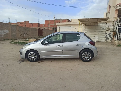 Peugeot 207 2012 207 6