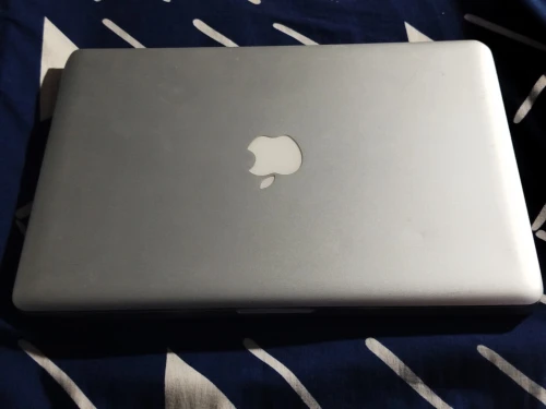 Macbook pro 2012 i7 8 gb hdd 2.9 ghz  13 inch