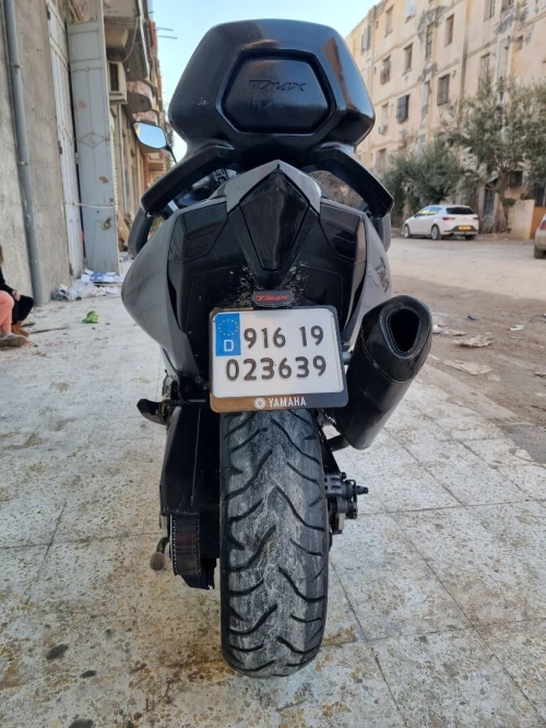 YAMAHA TMAX 2016