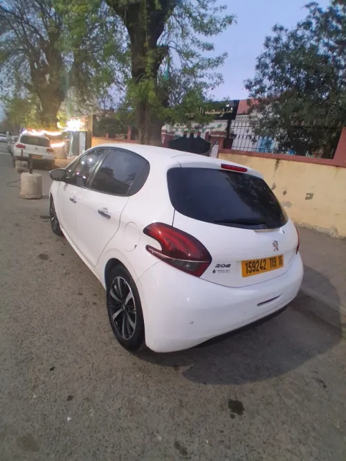 Peugeot 208 2019 Access Facelift