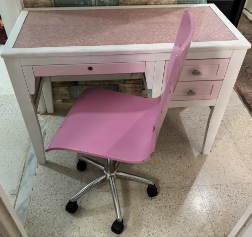 Bureau rose new