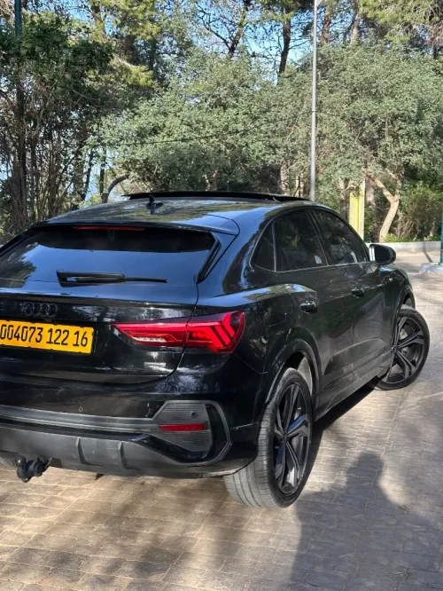 Audi Q3 2022 S Line