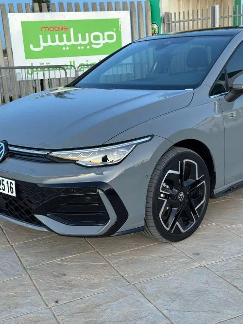 Volkswagen Golf 8 2025 Pro R-line