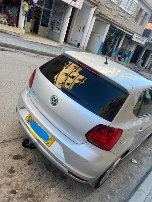 Volkswagen polo 2016 lakara+