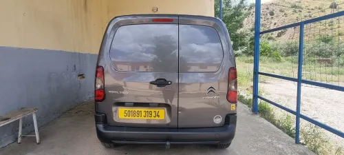 Citroen Berlingo 2019 K9