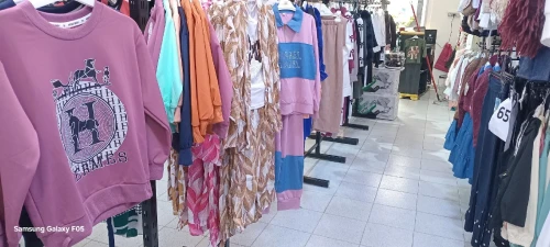 Vente magasin de vêtements enfant avec logiciel et tout le local est a la location