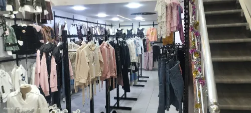 Vente magasin de vêtements enfant avec logiciel et tout le local est a la location