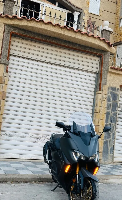 YAMAHA Tmax 560 2020