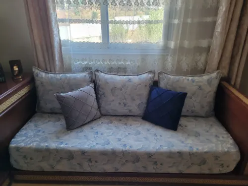 Vends un magnifique salon marocain en bon état