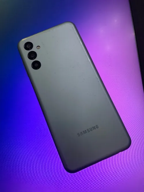 Samsung M13