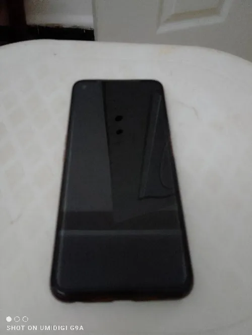 Realmi 8i