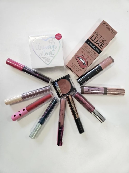 Révolution make up