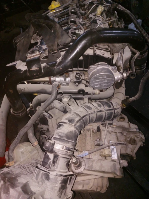 Moteur renault 2.2 dci