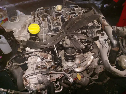 Moteur renault 2.2 dci