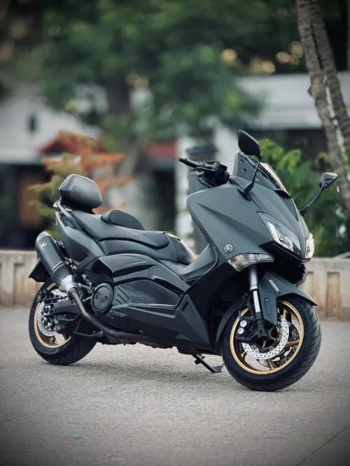 Yamaha Tmax 2015