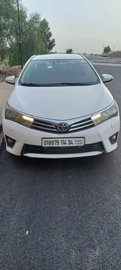Toyota Corolla 2014 high grade