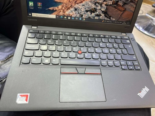 Please portable lenovo ThinkPad a vendre