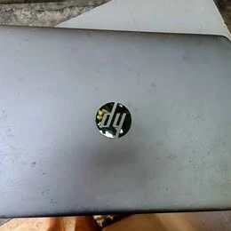 HP elitebook 820 G3