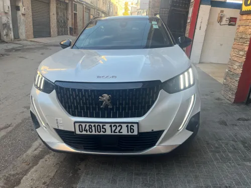 Peugeot 2008 2022 GT 130