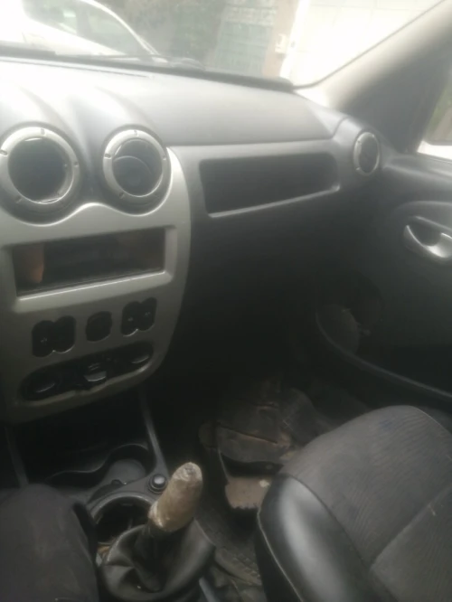 Renault Logane 2013 1.4