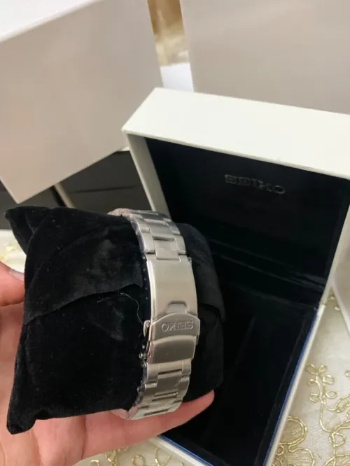 Montre seiko super qualité 