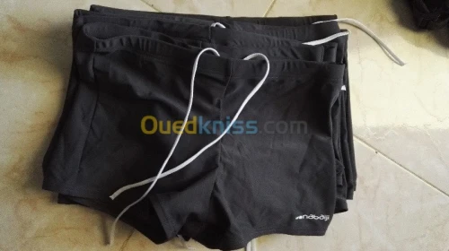 lunette de natation ,bonnet et short 