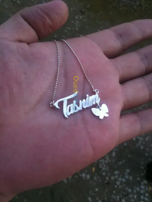 chaîne et pendentif  en argent  