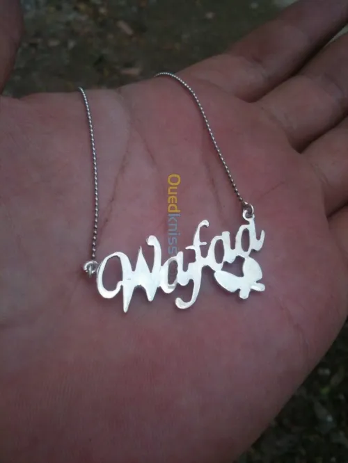 chaîne et pendentif  en argent  