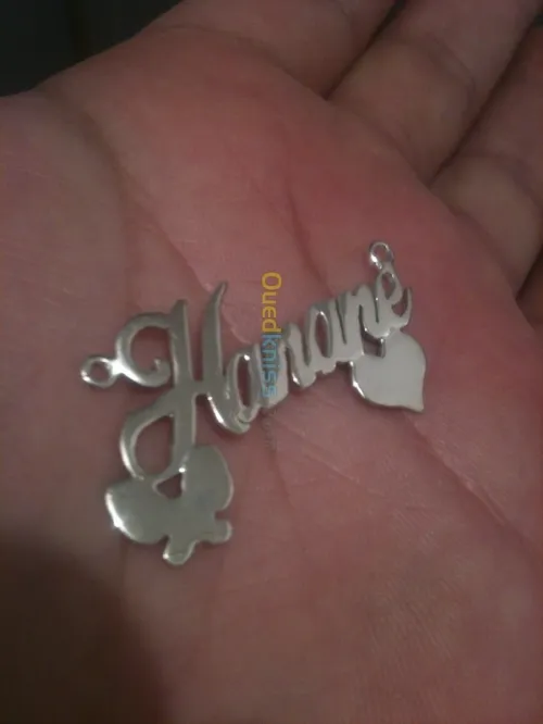 chaîne et pendentif  en argent  