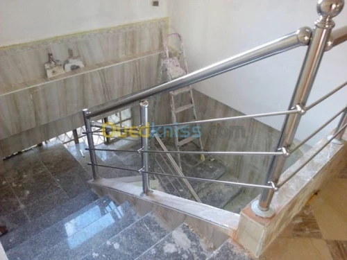 Ramps d'escallier et Gard courp Inox