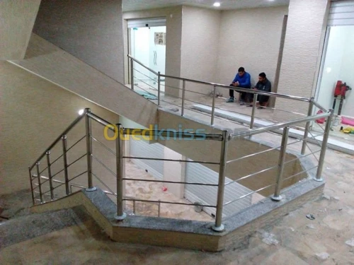 Ramps d'escallier et Gard courp Inox