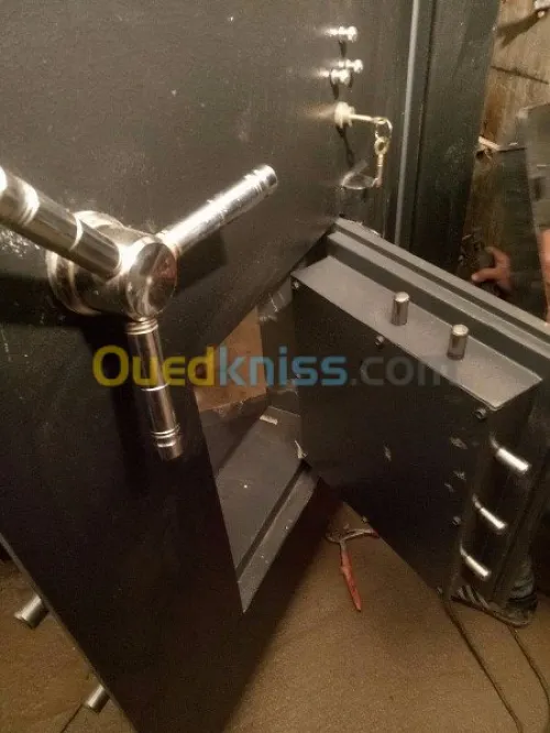 Fabrication Ouverture Coffre Fort