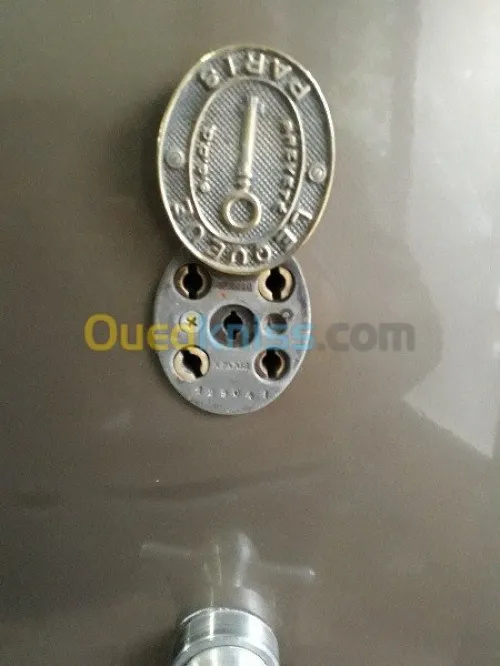 Fabrication Ouverture Coffre Fort