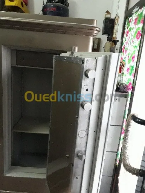 Fabrication Ouverture Coffre Fort