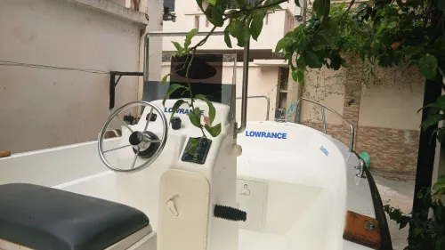 Embarcation flouka 4m90 (sans moteur et remorque)