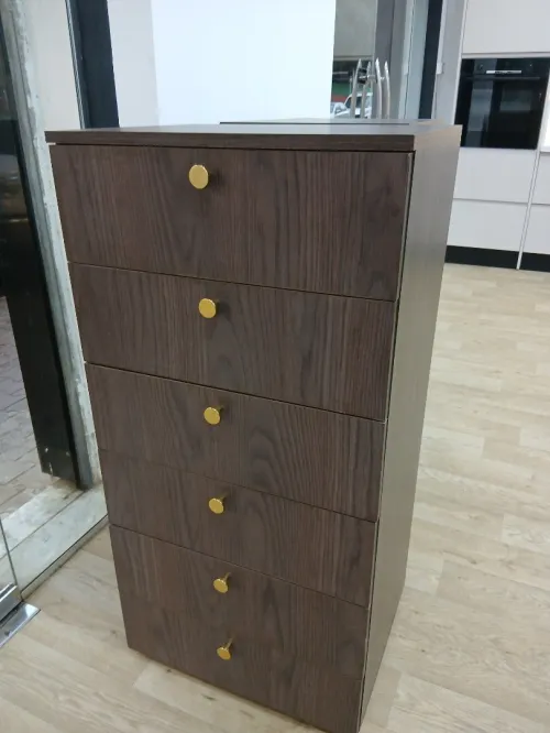 Chiffonier