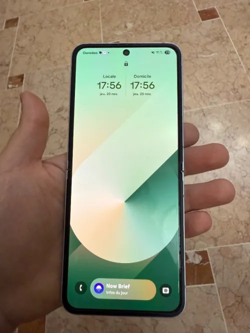 Samsung Galaxy Z Flip 6