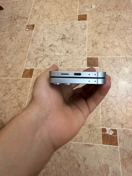 Samsung Galaxy Z Flip 6