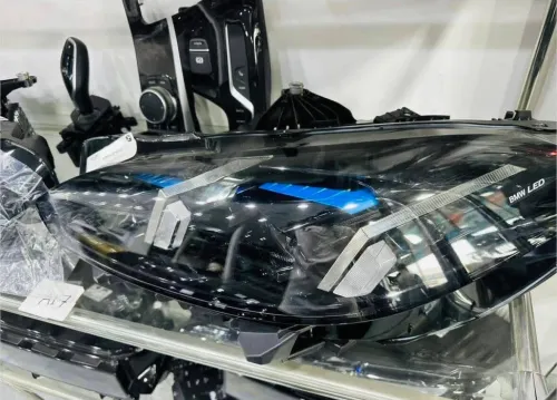 PHARE BMW SERIE 1 2025