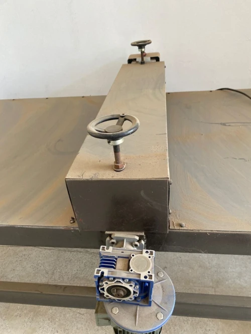 machine decoupage boites de pizza et tacos