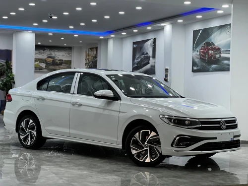 Volkswagen Bora 2025 300 TSI
