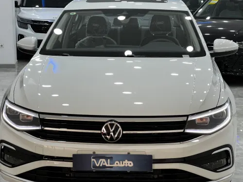 Volkswagen Bora 2025 300 TSI