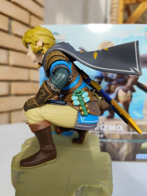 The Legend of Zelda: Tears of the Kingdom FIGURIZMa Link Figure - SEGA