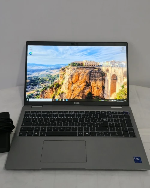 DELL Latitude 5550 ULTRA 7 165H