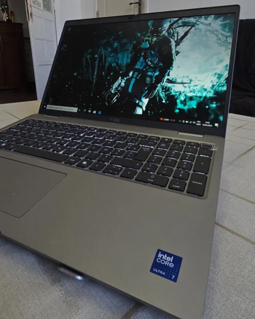 Dell latitude 5550 ultra 7