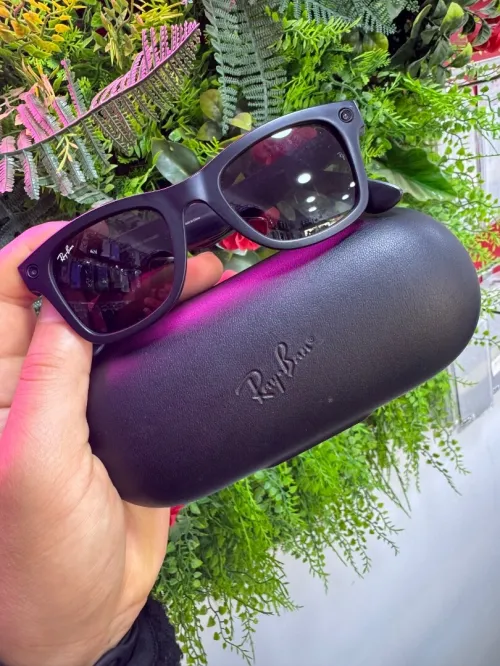 Ray-Ban stories 