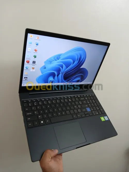 SAMSUNG 750BBC I7 9750H NVIDIA MX110 RAM 8GB SSD 256GB