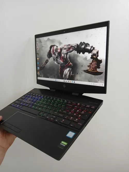 HP OMEN 15 I7 9750H NVIDIA RTX 2060 6GB RAM 16GB SSD 512GB