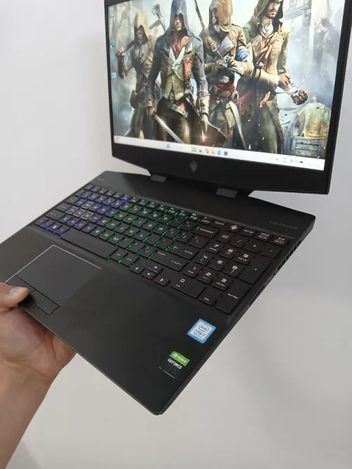 HP OMEN 15 I7 9750H NVIDIA RTX 2060 RAM 16GB SSD 512GB