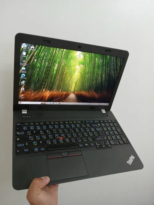 LENOVO ThinkPad I7 6500U AMD RADEON R7 M370 RAM 8GB HDD 500GB 15.6 FHD